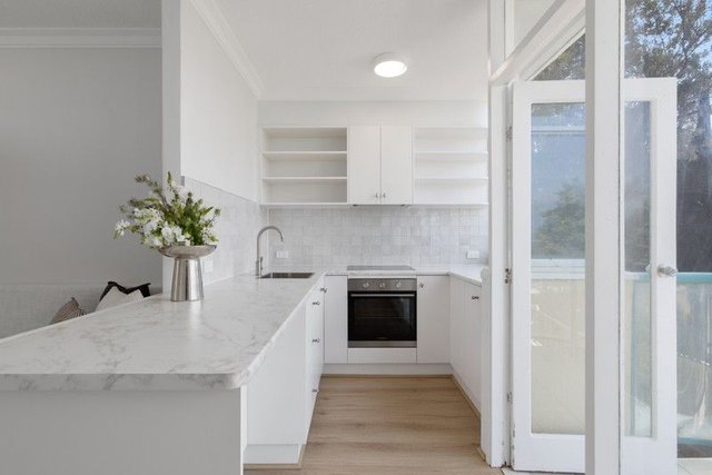 3/24 Sandridge Street, NSW 2026