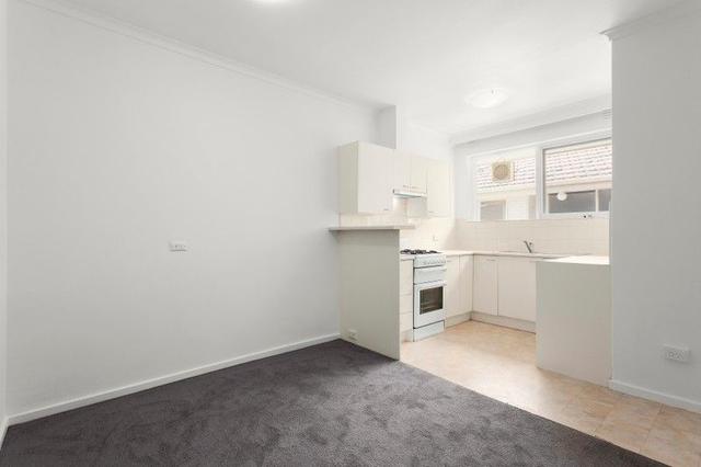 6/3B Innellan Road, VIC 3163