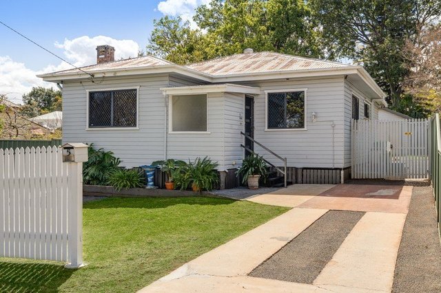 5 Chamberlain Street, QLD 4350