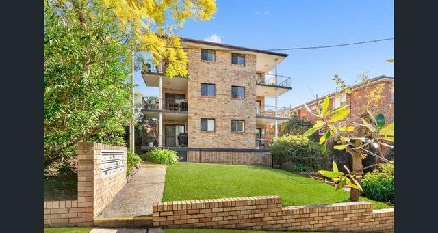4/8 Pittwater Road, NSW 2111