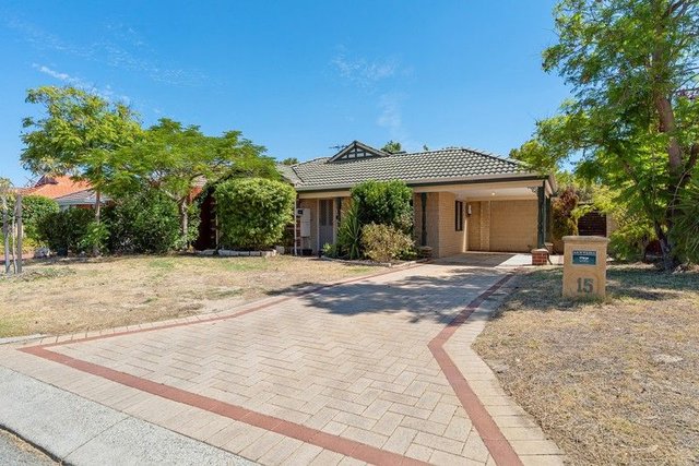 15 Whitchurch Road, WA 6104