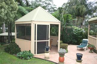 Gazebo (2010-06-12)