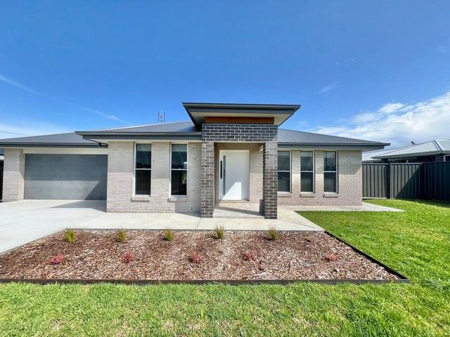 31 Livingston Boulevard, NSW 2871