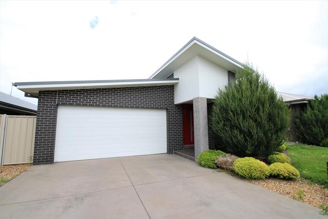 4 Pearl Court, NSW 2800