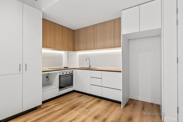 111/26 Oakover Road, VIC 3072