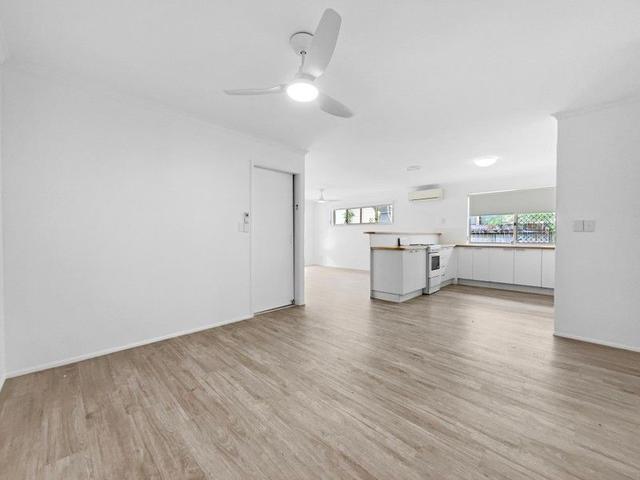 1/5 Lexie  Street, QLD 4564