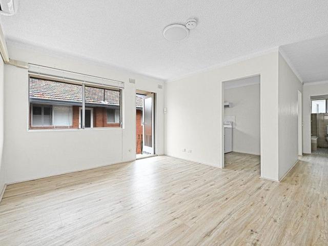 9/1 Western Crescent, NSW 2111