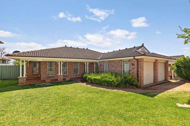 15 Banjo Paterson Close, NSW 2745