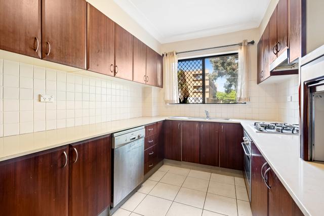 1/1-5 Rutland Street, NSW 2218