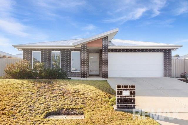 67 Barmedman Avenue, NSW 2650