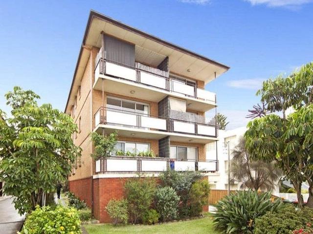 8/769 Pittwater  Road, NSW 2099
