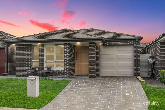 19 Pipistrelle Avenue, NSW 2171