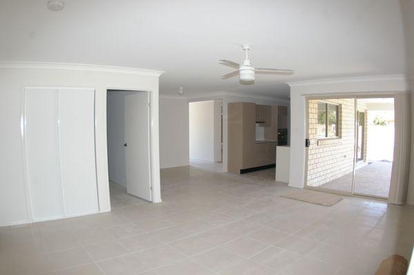 1 Topaz Court, QLD 4508