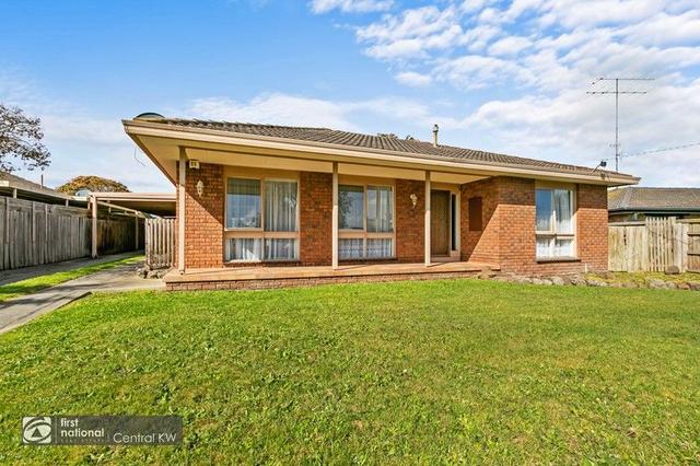 40 Waratah Dr, VIC 3840