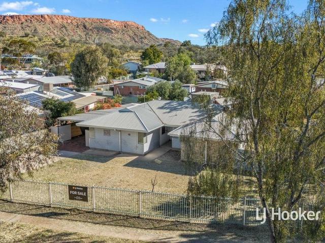 17 Engoordina Drive, NT 0875