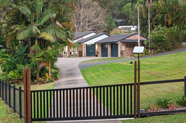 11 Phoebe Court, QLD 4055