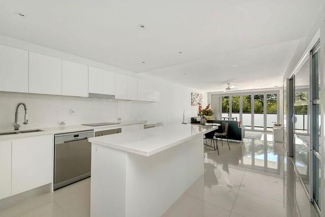 4/99 Elizabeth Street, QLD 4064