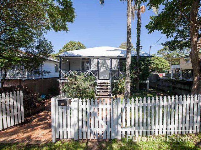 24 Ellesmere Street, QLD 4104
