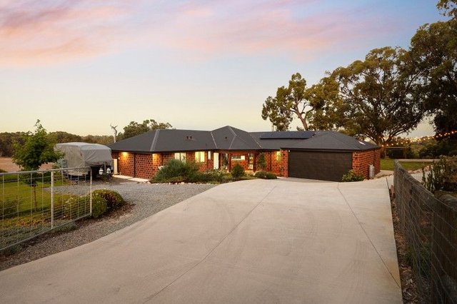 5 Yorrell Road, WA 6171