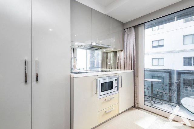 413/452 St Kilda  Road, VIC 3000