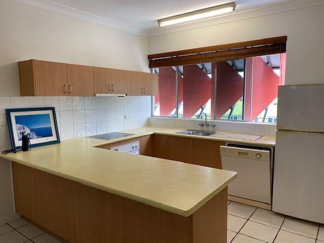 2/15A Aplin Street, QLD 4870