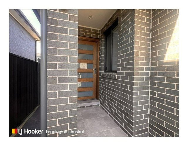 8B Bergin Circuit, NSW 2179