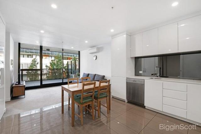 215/54 La Scala Avenue, VIC 3032