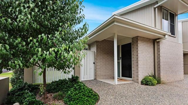 1/30 Swallow Court, QLD 4350