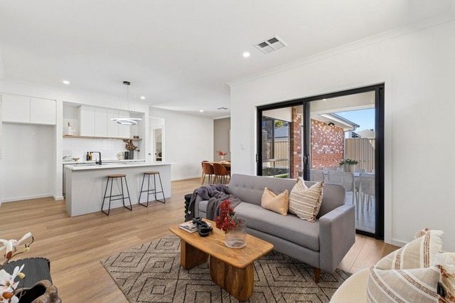 14 Roberts Street, SA 5115