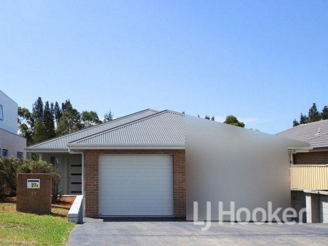 1/37 Tahnee Street, NSW 2540