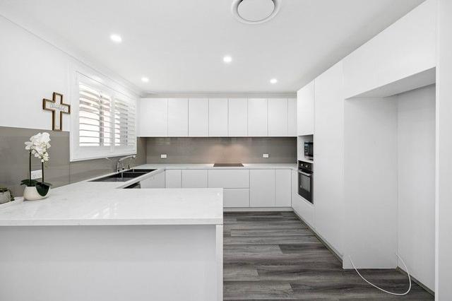 11 Oliveri Crescent, NSW 2168