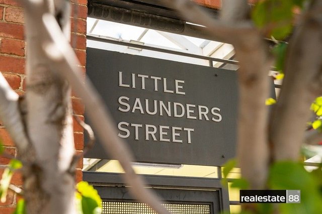 16 Little Saunders Street, WA 6004