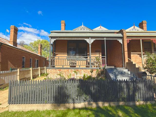 125 Faithfull Street, NSW 2580