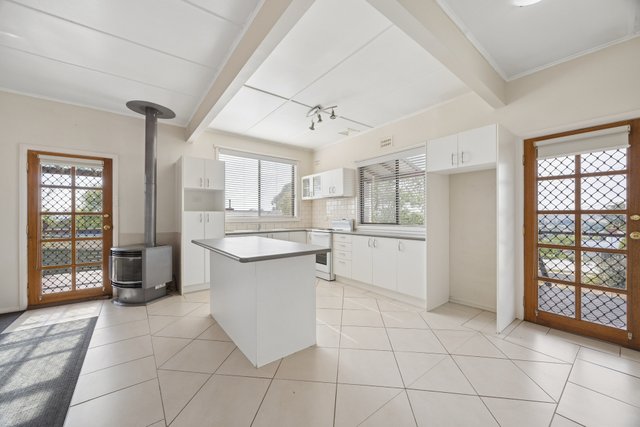 8 Amaroo Street, NSW 2630