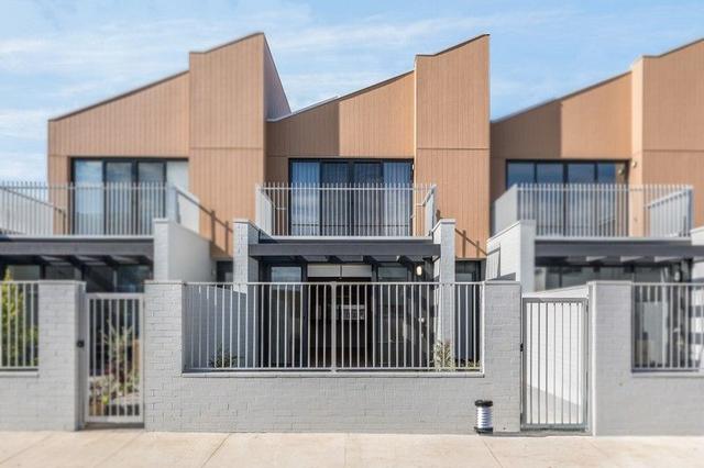 8 Merchant Place, VIC 3220