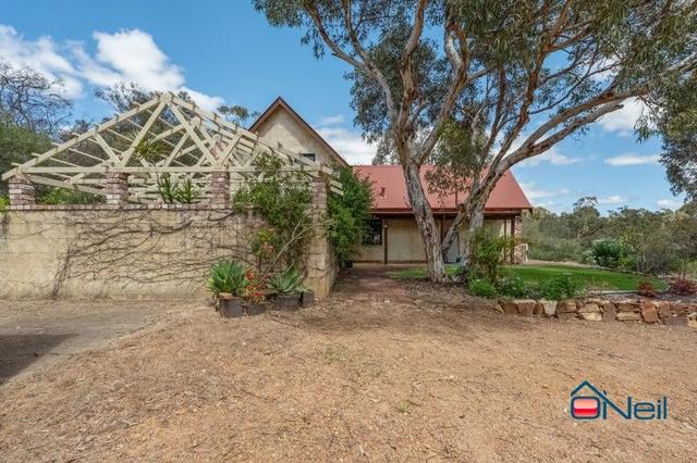 4 Ray Close, WA 6122
