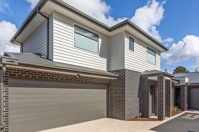 2/26 Corrigan  Avenue, VIC 3012