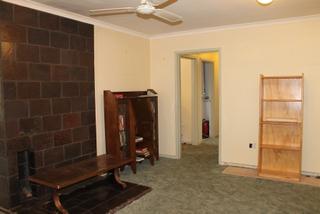 Lounge (2012-01-26)