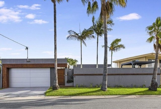 2 Alvarado Court, QLD 4218