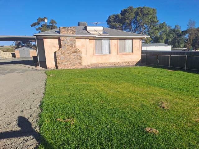 8 South Street, SA 5401