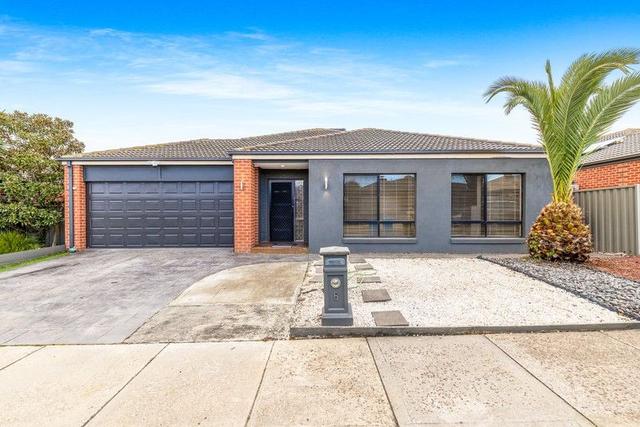 8 Sancho Drive, VIC 3977