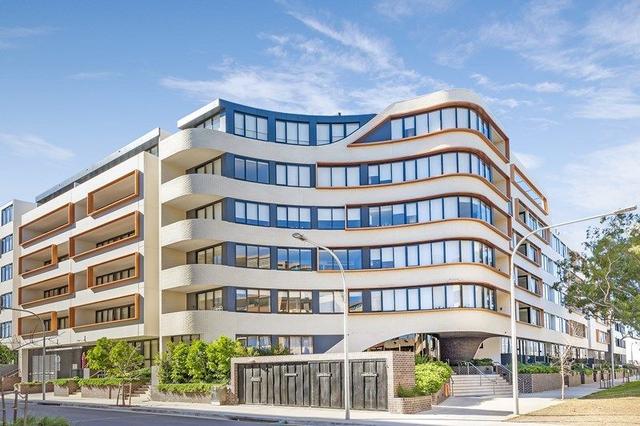 E204/72 MacDonald Street, NSW 2043