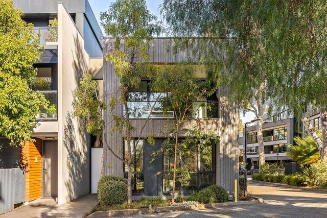 13C Rex Avenue, VIC 3078