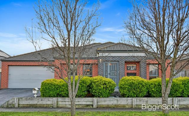 8 Laburnum Street, VIC 3806