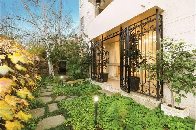 1/60 Clowes Street, VIC 3141