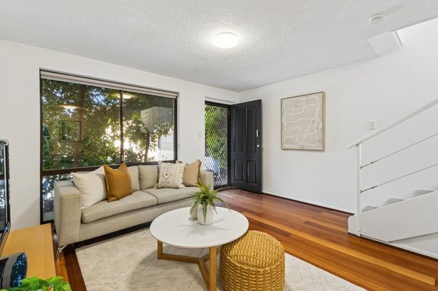 36 Mount Street, WA 6010