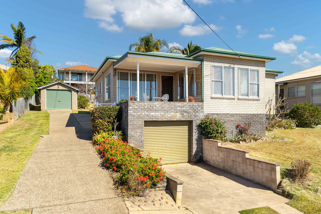 13 Lockyersleigh Avenue, Batehaven NSW 2536 House for Sale Allhomes