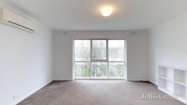 18/87 Caroline Street, VIC 3141