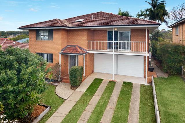 10 Bourrelet St, QLD 4121