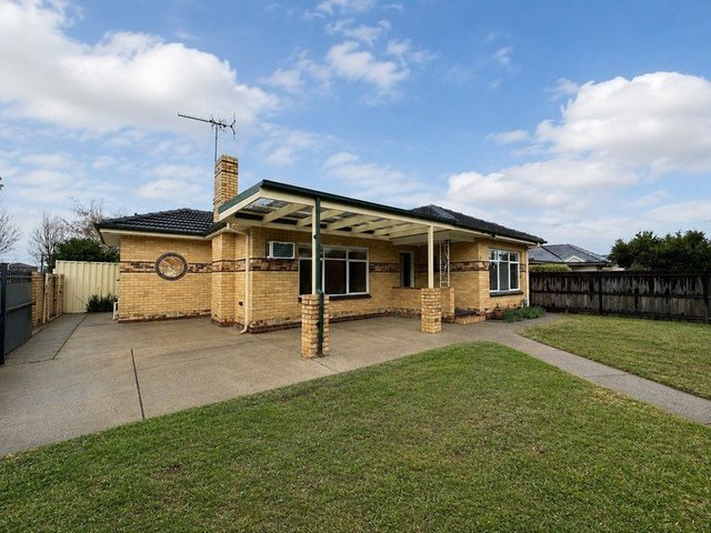 1/23 Springs Road, VIC 3169